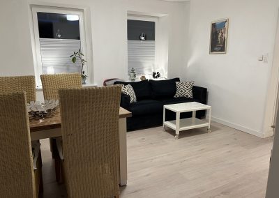 Wohn-Essraum mit Schlafsofa